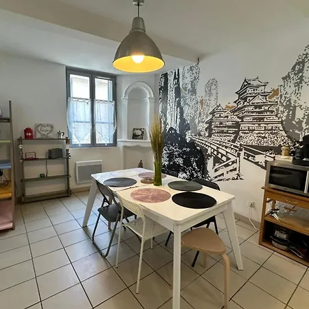 Ferienhaus The Triplex- 3 Bedrooms In The Escutcheon! Montpellier